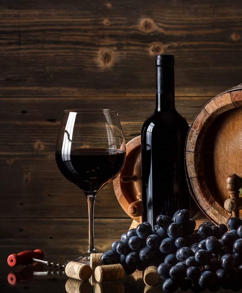 https://kartulimarani.ge/wp-content/themes/kartulimarani/assets/images/drinks_wine_grapes.jpg